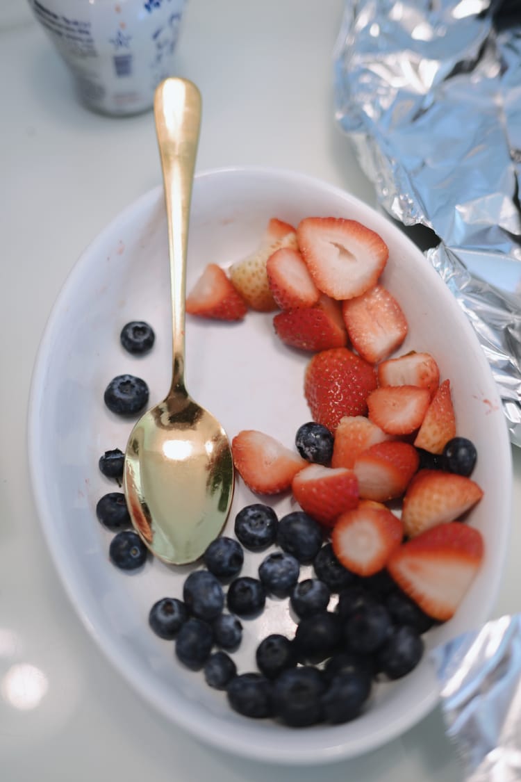 Fruit Platter with Spoon - Blueberries & Strawberries